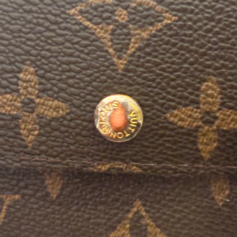 Project Louis Vuitton Classic Monogram Wallet. Please see ALL photos and video. - Picture 7 of 17